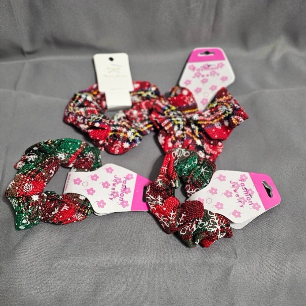 Festive Red and Green Hair Scrunchies kids 4pcs